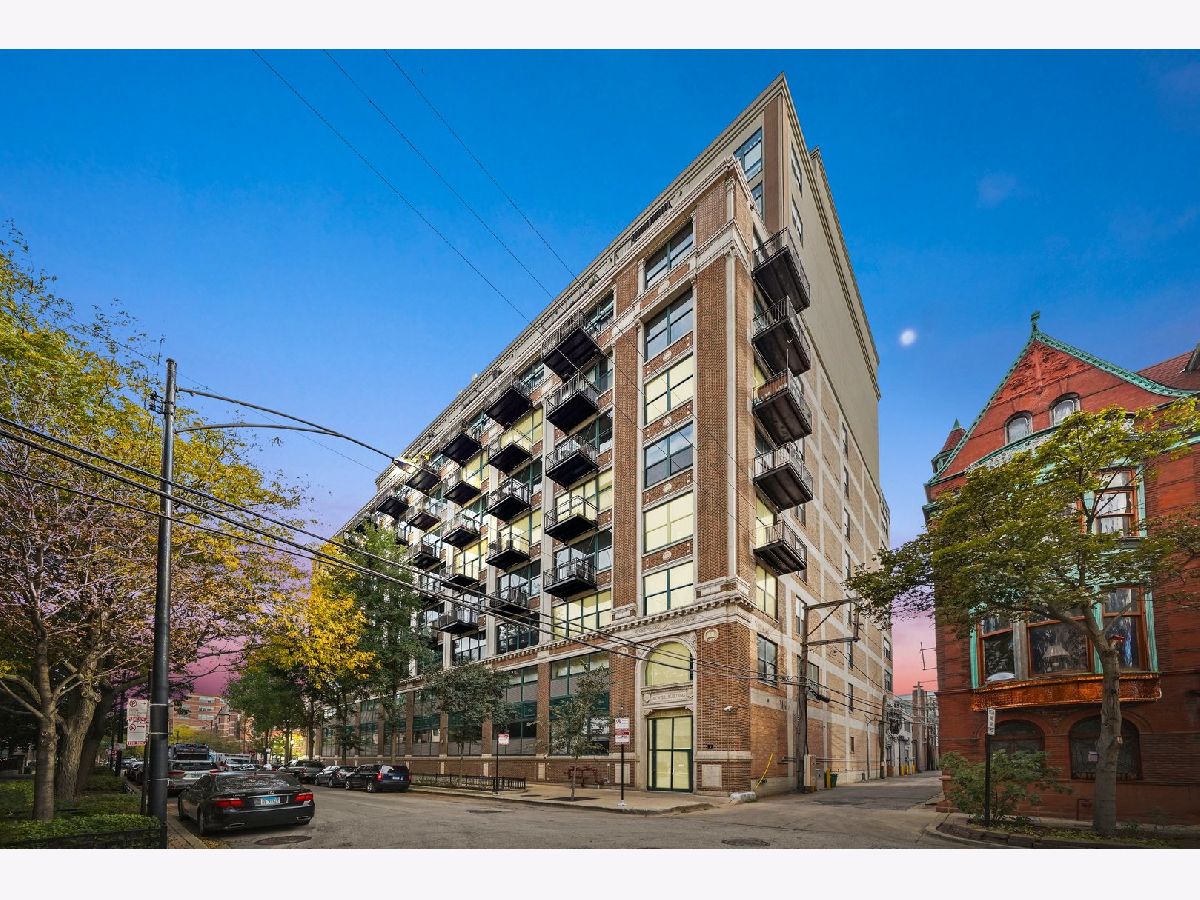 Townhomes Sold Prairie Avenue Lofts Chicago Illinois, 221 Cullerton