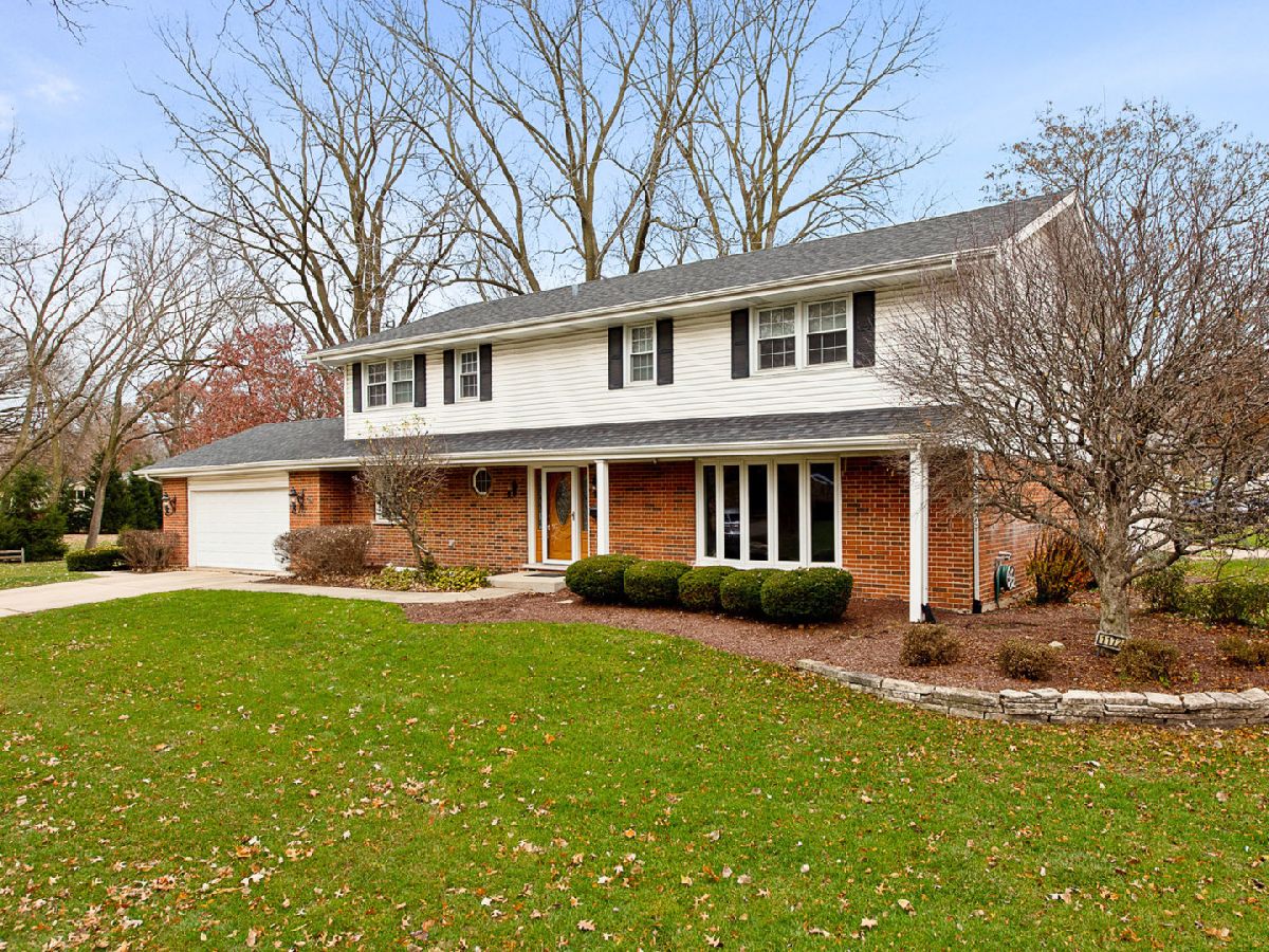 Homes Sold Oak Creek Downers Grove Illinois, 1172 Black Oak