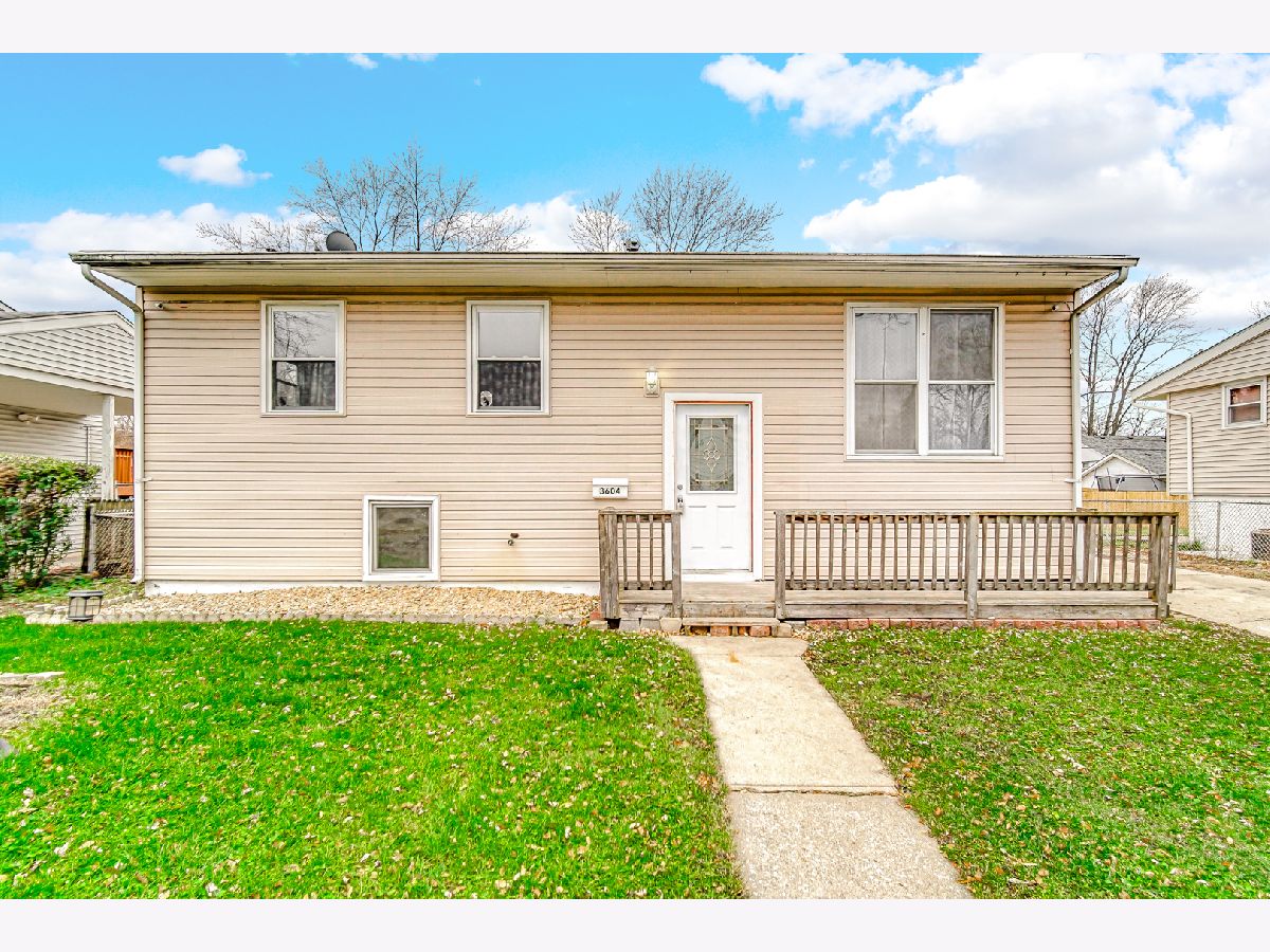 Homes Sold Edgewood Manor Steger Illinois, 3604 Carpenter