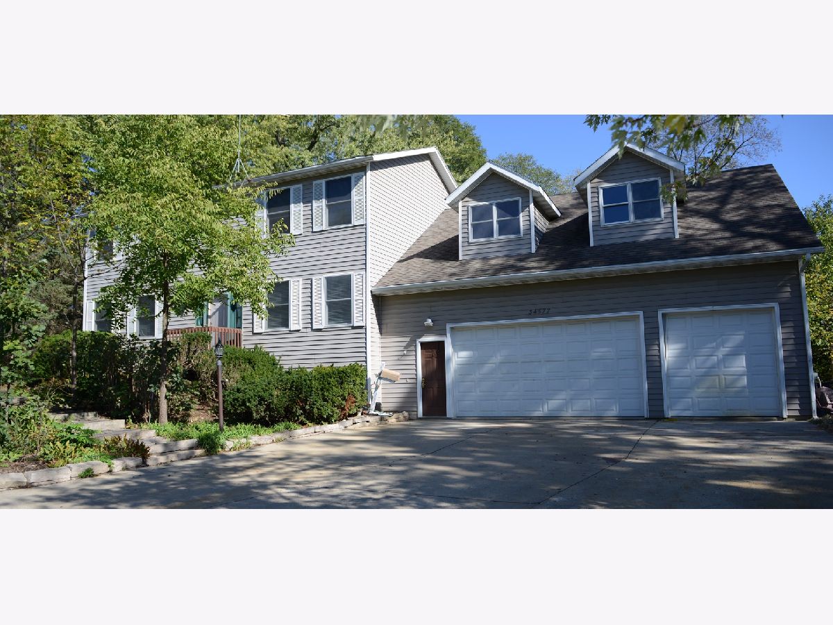 Homes Sold Pistaqua Heights Mchenry Illinois, 34577 Hiawatha