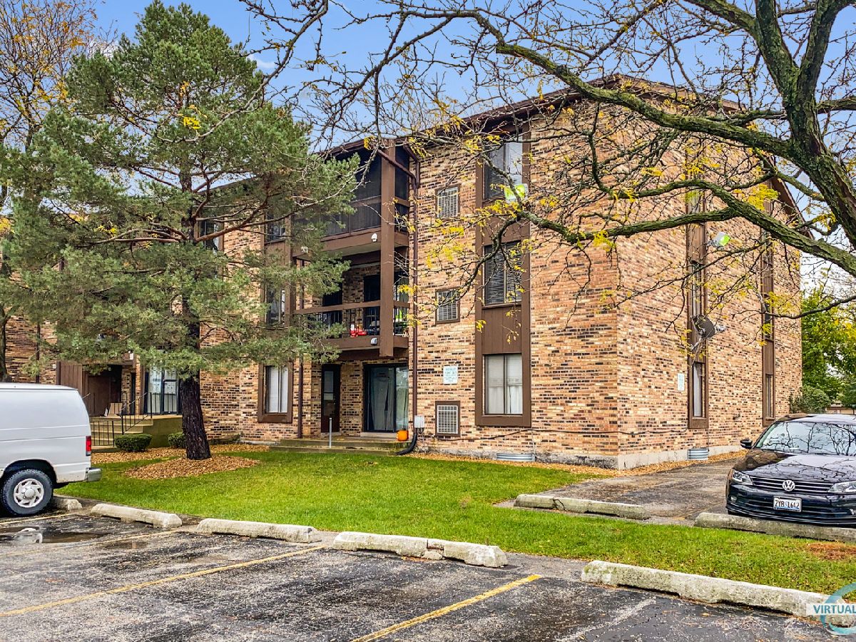 Condominiums Sold Whispering Cove Tinley Park Illinois, 7525 175th