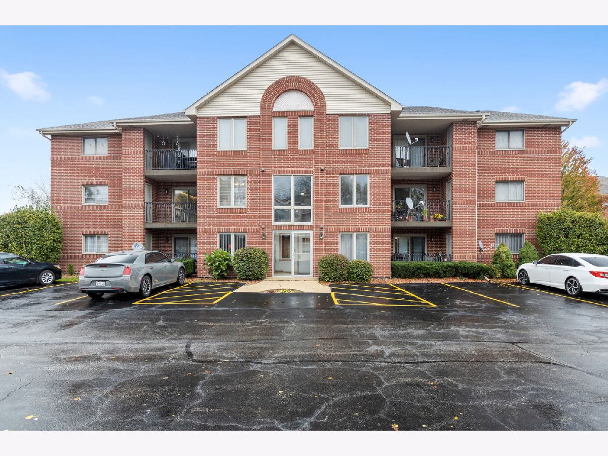 Condos & Townhomes Sold Heritage Cove Palos Hills Illinois, 11103 Cove