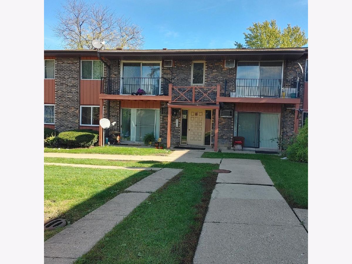 Condominiums Sold Autumn Crest West Chicago Illinois, 247 Neltnor