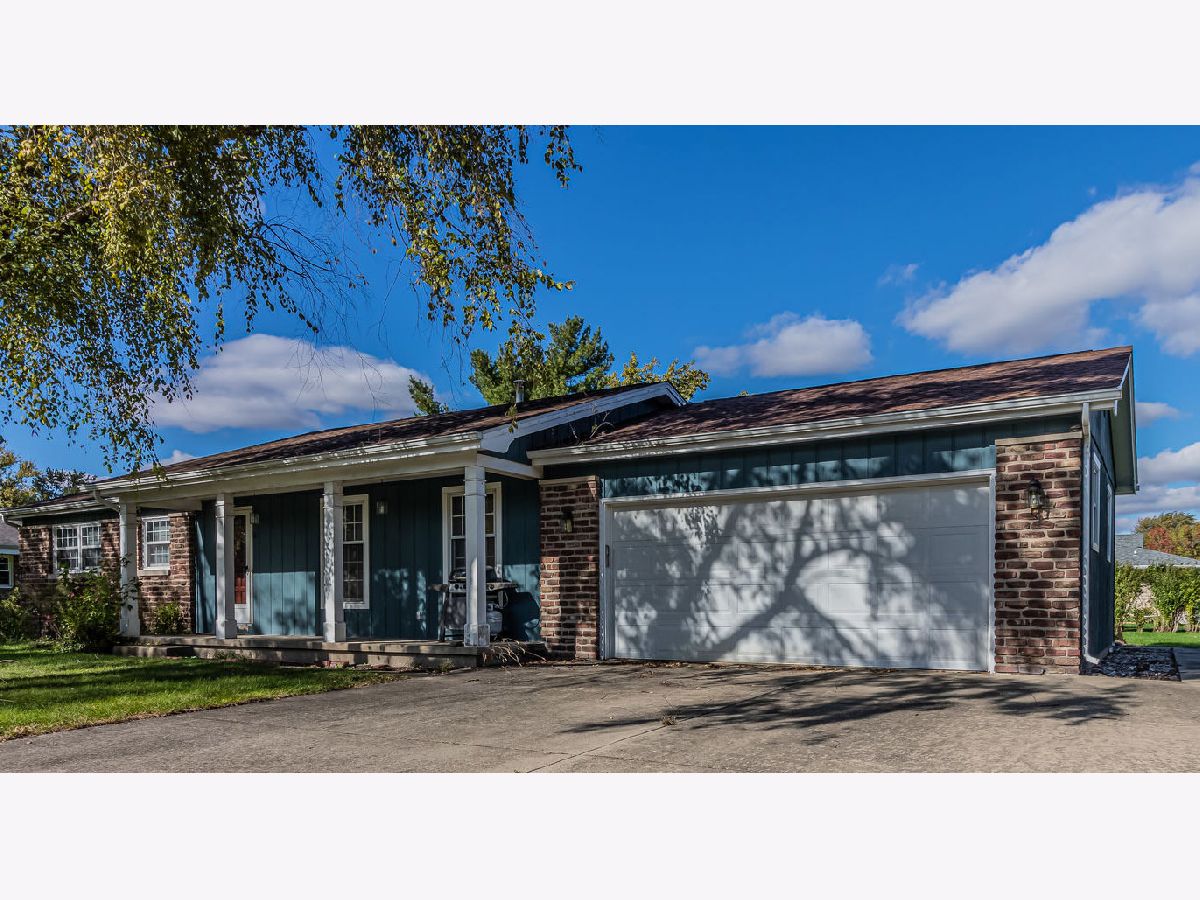 Homes Sold Village Acres Pesotum Illinois, 6 Harness