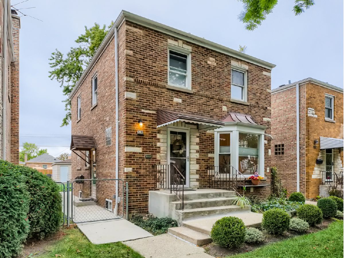 Homes & Condominiums Sold Peterson Park Chicago Illinois, 6210 Ridgeway