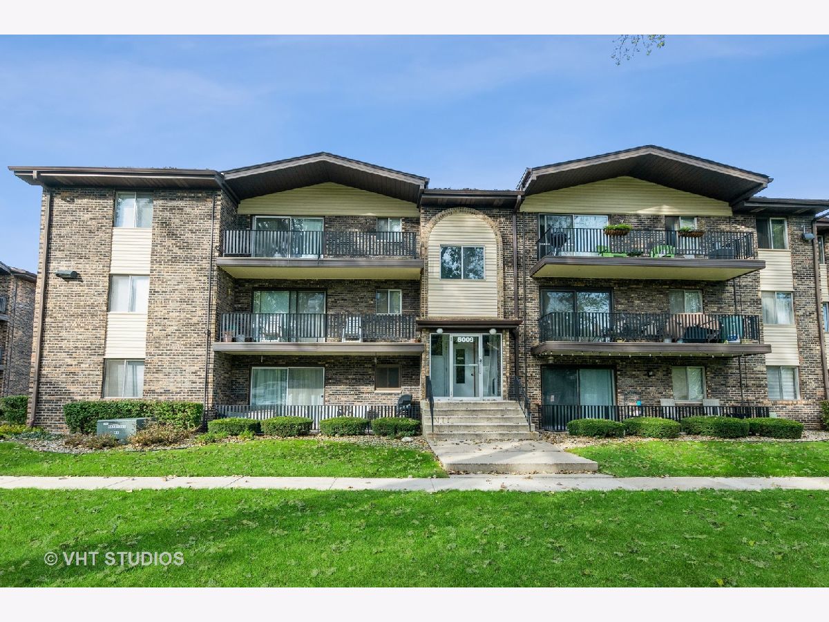 Condominiums Sold Sandpiper North Crestwood Illinois, 5009 135th