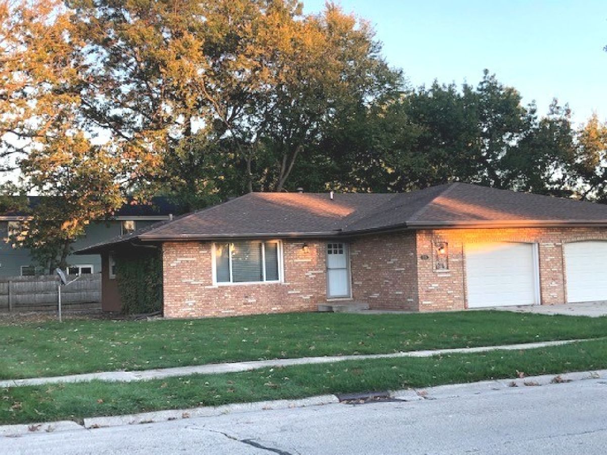 Homes & Condos & Townhomes Sold Ceal Morris Illinois, 115 Deerpath
