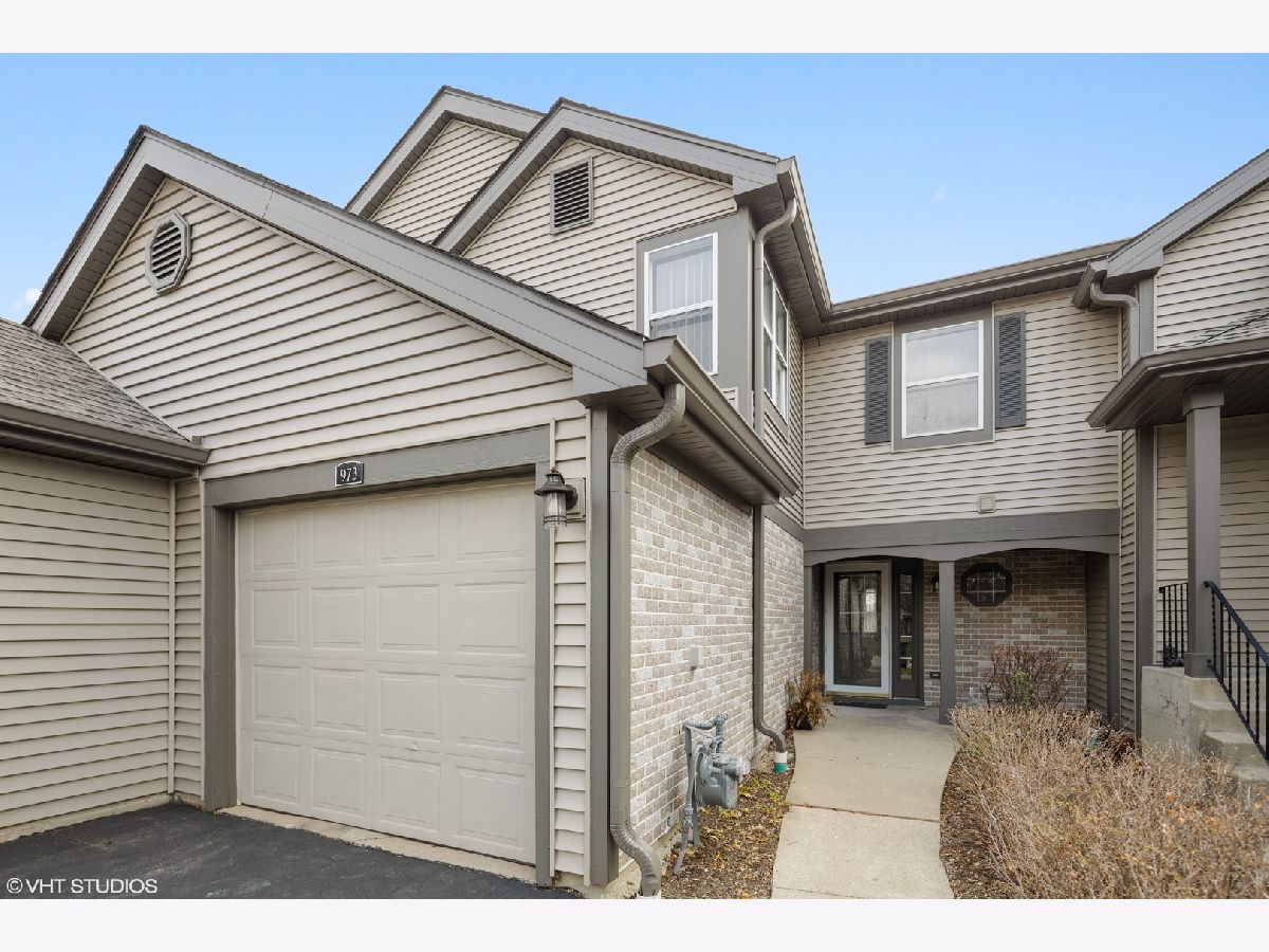 Townhomes & Condos Sold Buttercreek Hoffman Estates Illinois, 973 Butter Creek