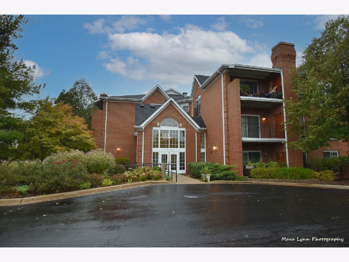 Condominiums Sold Hunt Club Condos St Charles Illinois, 183 Hunt Club