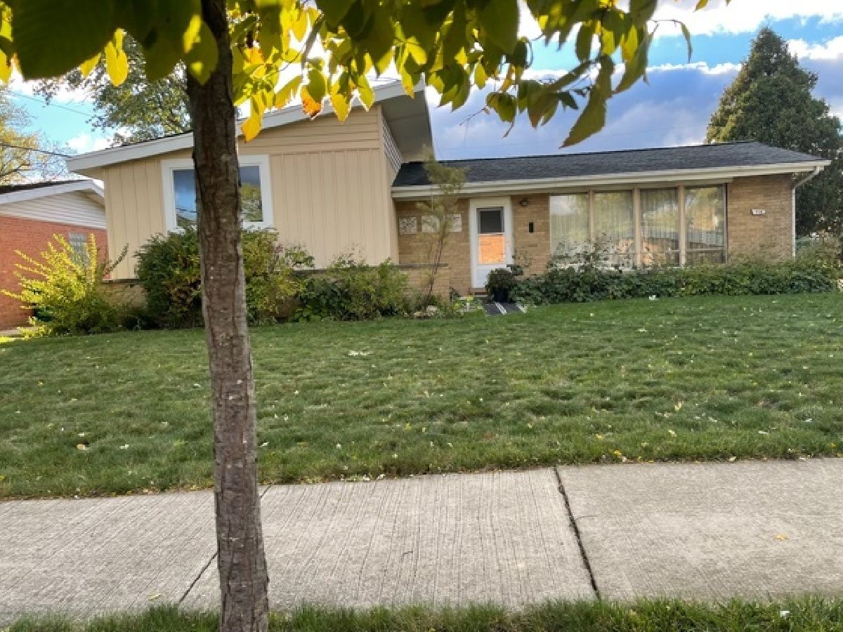 Homes Sold Lombard Meadows Lombard Illinois, 718 Ahrens