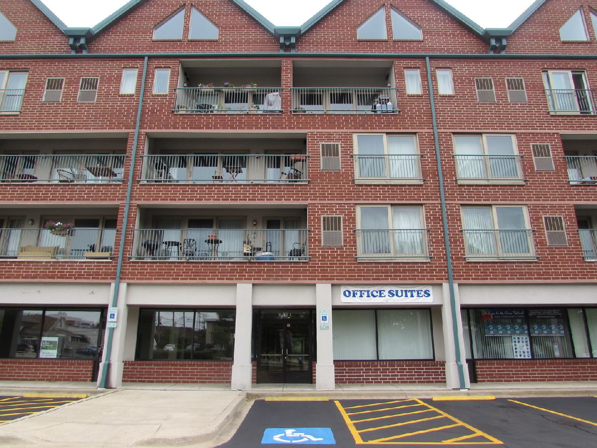 Condominiums Rented Lisle Town Centre Lisle Illinois, 1111 Burlington