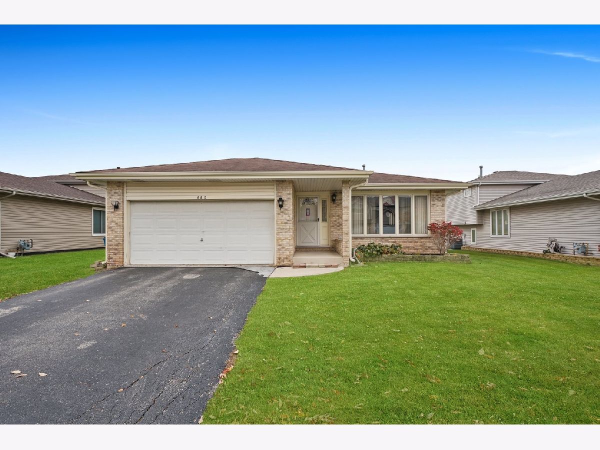Townhomes & Homes Sold Cimarron Addison Illinois, 680 Katherine
