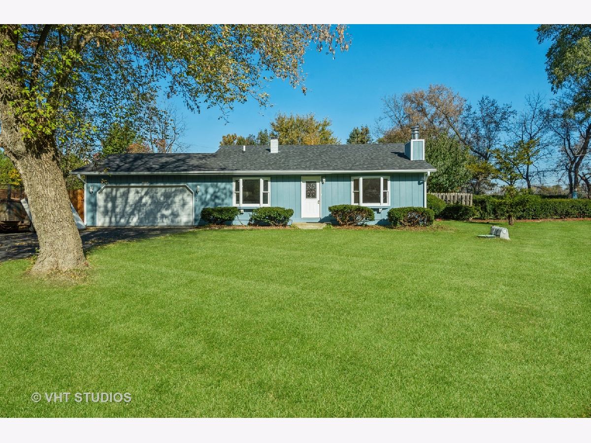 Homes Sold Fox River Bluffs East Dundee Illinois, 32W864 Albert