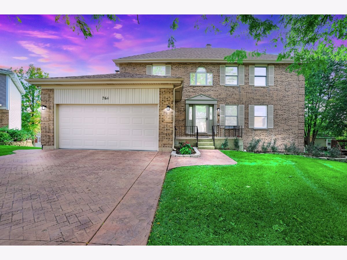 Homes Sold Covington Cove Carol Stream Illinois, 764 Princetown