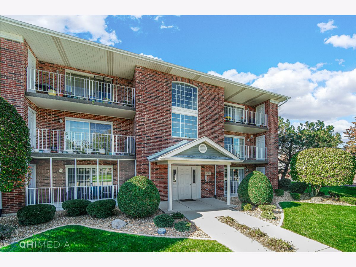 Townhomes & Condos Sold Eagles Nest Tinley Park Illinois, 18220 Eagle