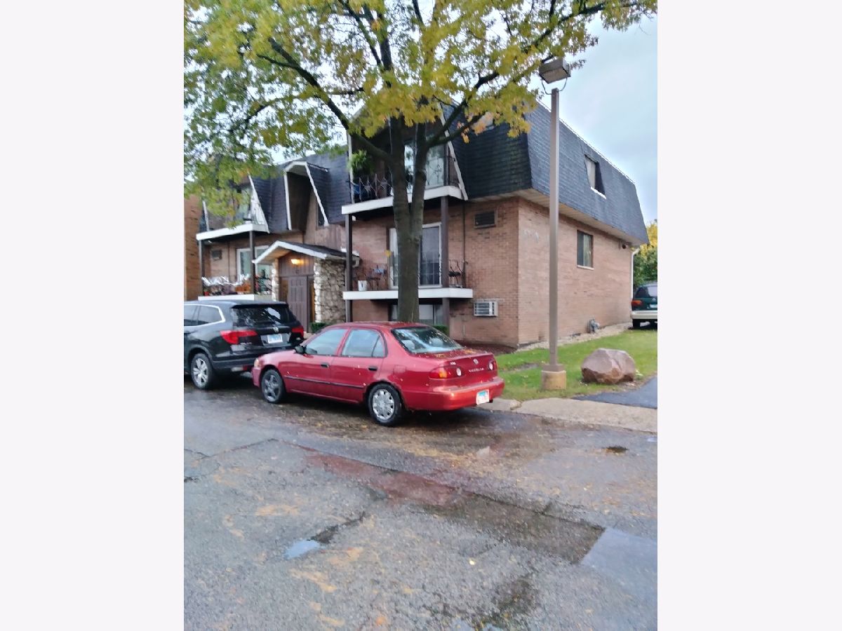 Condominiums Sold Willow West Westmont Illinois, 53 66th