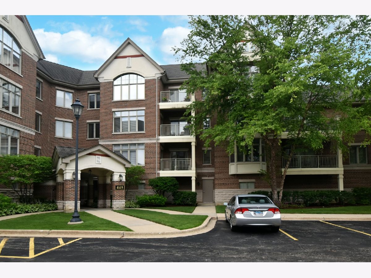 Condominiums Sold Village Green Lincolnshire Illinois, 445 Village Green
