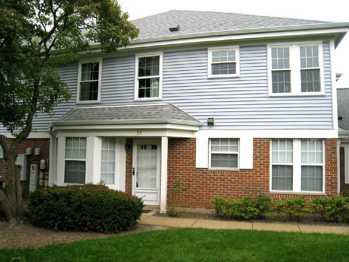 Townhomes & Condos Rented Wildberry Streamwood Illinois, 55 Winding Run