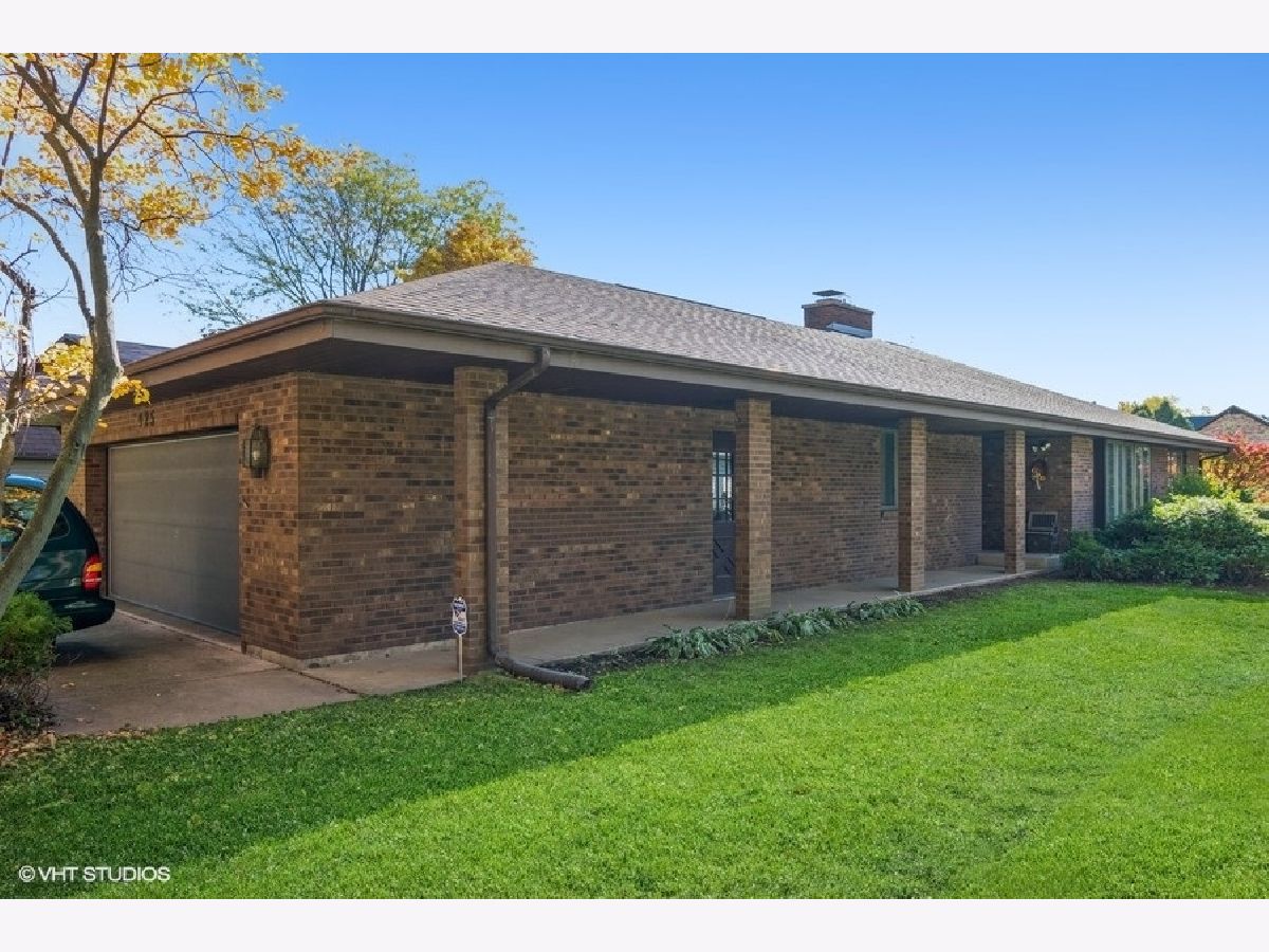 Homes & Townhomes Sold Bent Tree Village Elgin Illinois, 925 Patricia