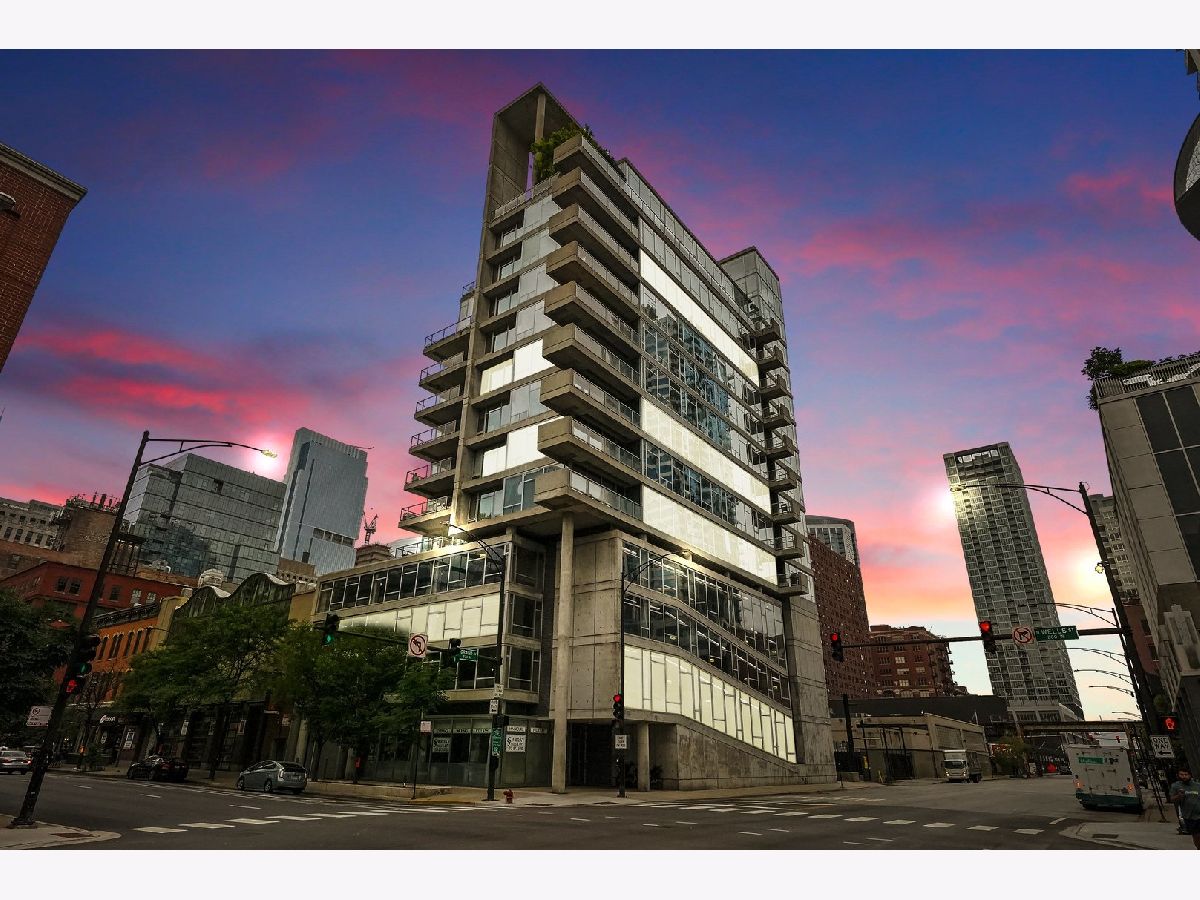 Condominiums Rented Contemporaine Chicago Illinois, 201 Grand
