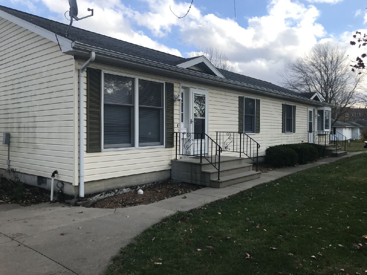  Rented Dwight Illinois, 106 Seminole