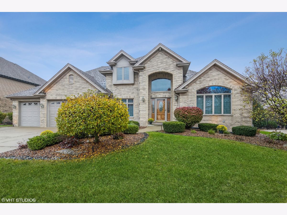 Homes Sold Sterling Ridge Orland Park Illinois, 17025 Sheridans