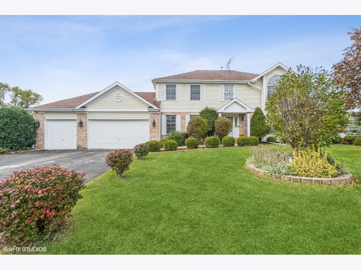 Homes Sold Harmony Trails Estates Huntley Illinois, 11711 Manda