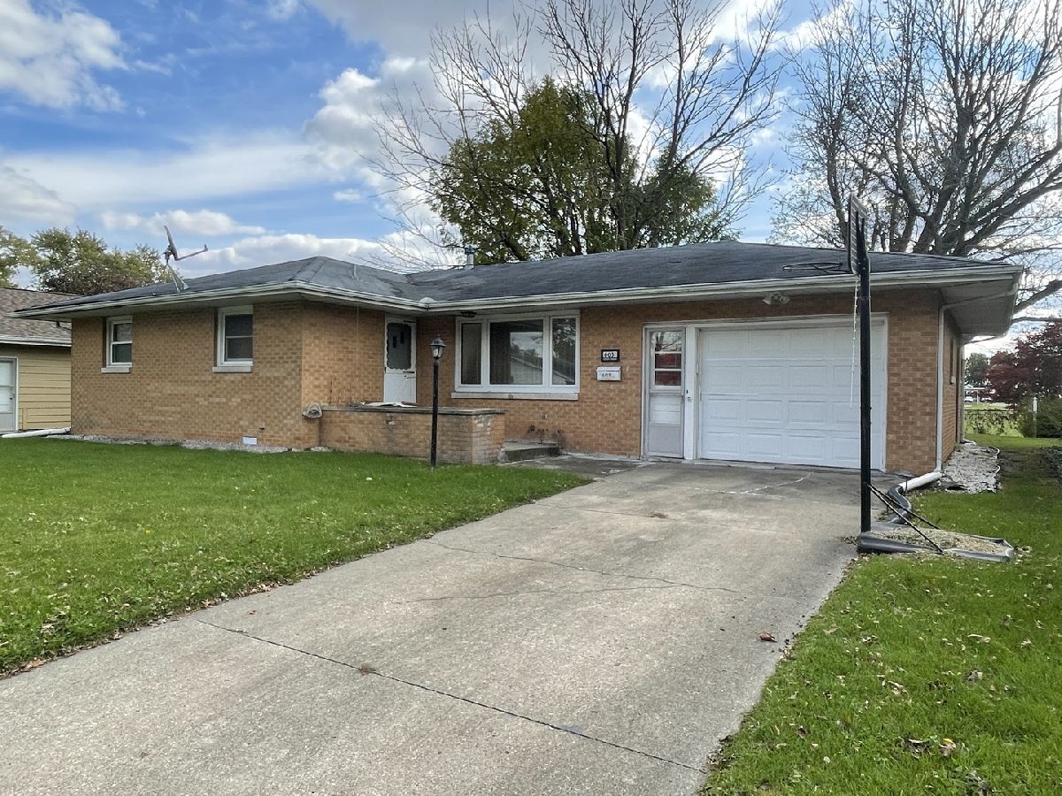 Homes & Condos & Townhomes Sold Broadmeadow Rantoul Illinois, 605 Broadmeadow