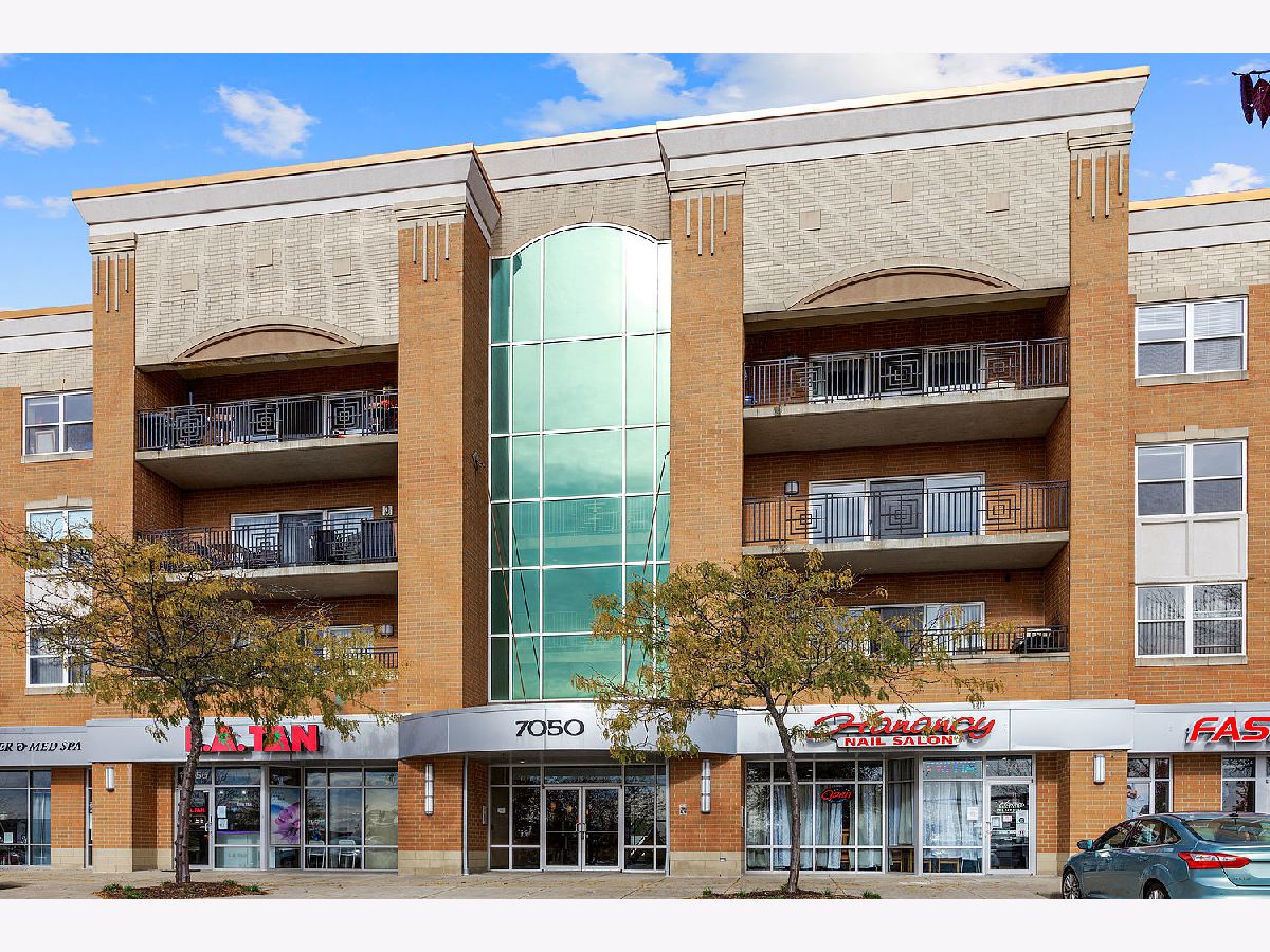Condominiums Sold Tinley Pointe Centre Tinley Park Illinois, 7050 183rd