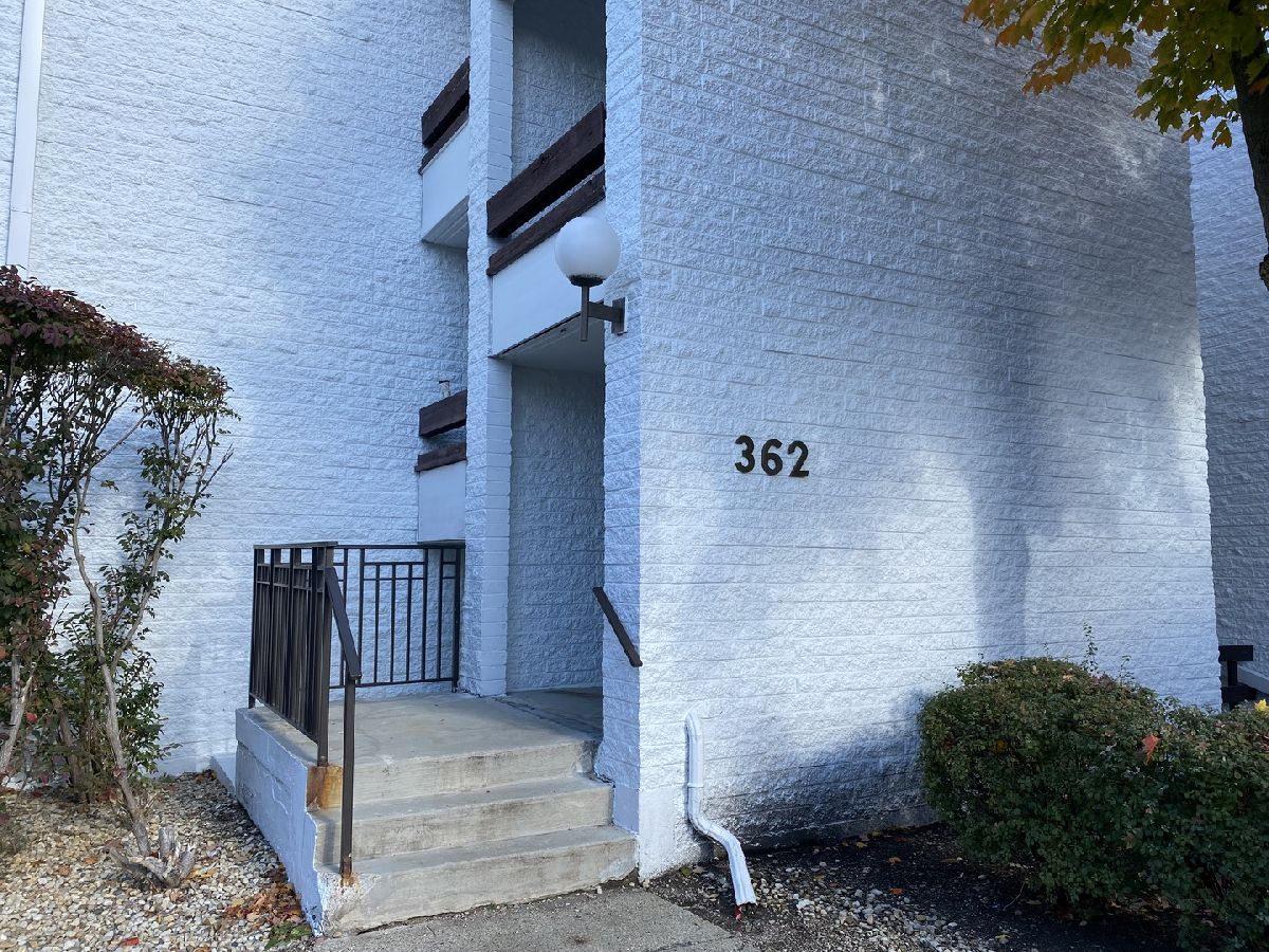 Condos & Townhomes Rented Courtyards Of Arlington Arlington Heights Illinois, 362 Miner