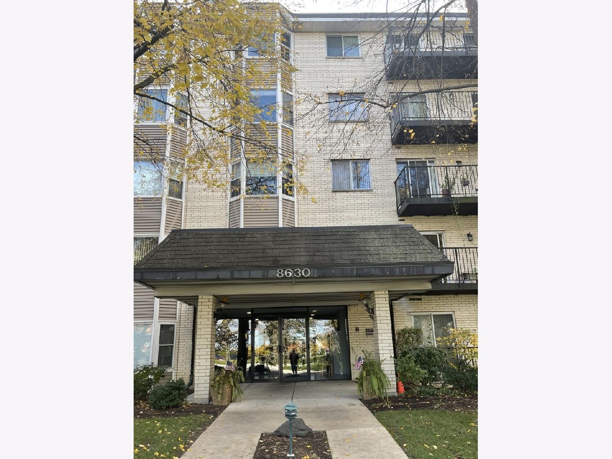 Condominiums & Homes Sold Morton Grove Estates Morton Grove Illinois, 8630 Waukegan
