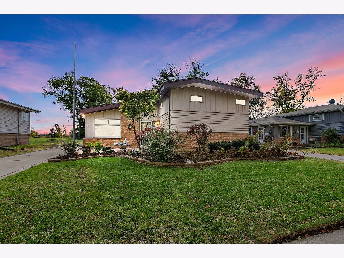 Homes Sold Westwood Park Forest Illinois, 137 Westwood