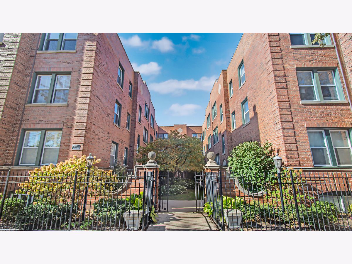 Condominiums Sold Burling On The Park Chicago Illinois, 2018 Burling