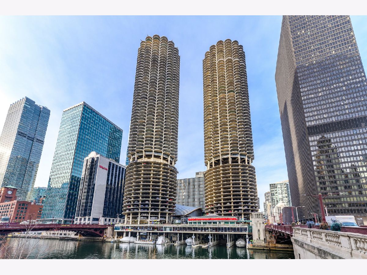 Condominiums Sold Marina City Chicago Illinois, 300 State