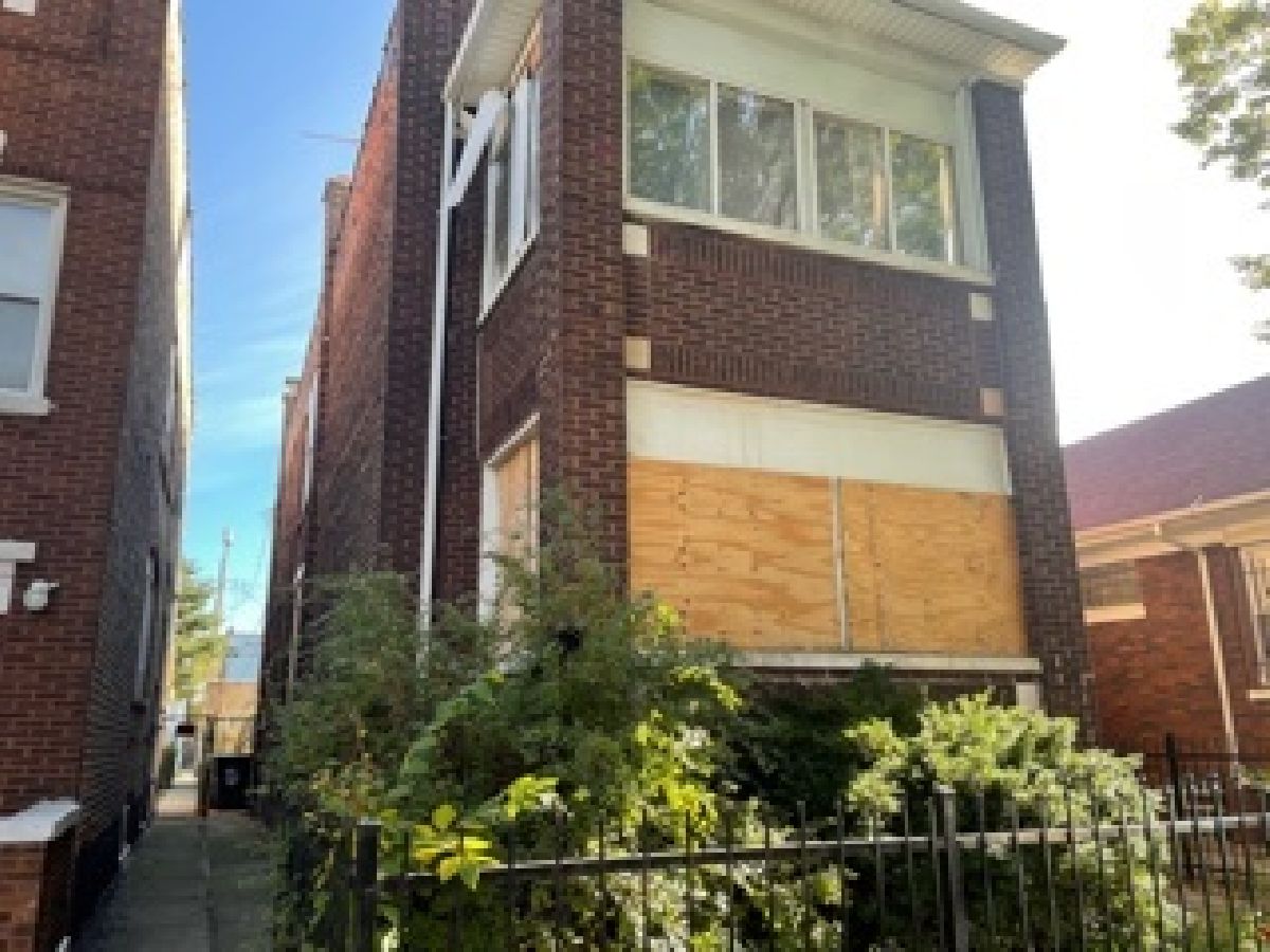 Homes & Condos & Townhomes Sold Westlawn Chicago Illinois, 6115 Rockwell