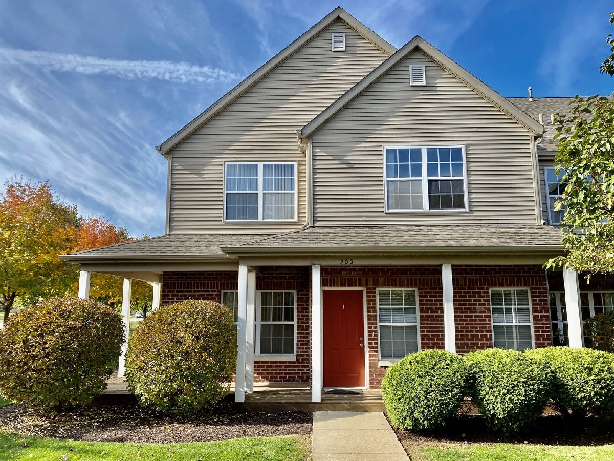 Townhomes & Condos Rented Stonegate Of Heron Creek Sycamore Illinois, 566 Clayton