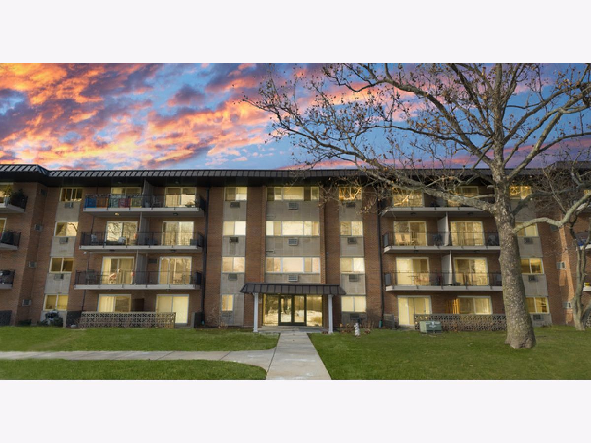 Condominiums Sold The Sanctuary Arlington Heights Illinois, 2230 Goebbert