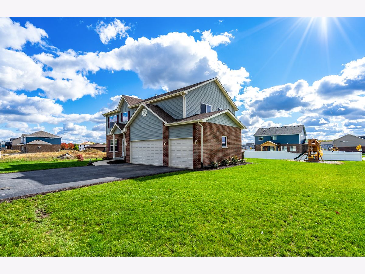 Homes Sold Hibernia Estates New Lenox Illinois, 1604 Edentenny