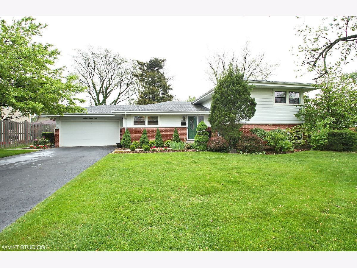 Homes Sold Sunset Park Glenview Illinois, 1409 Huntington