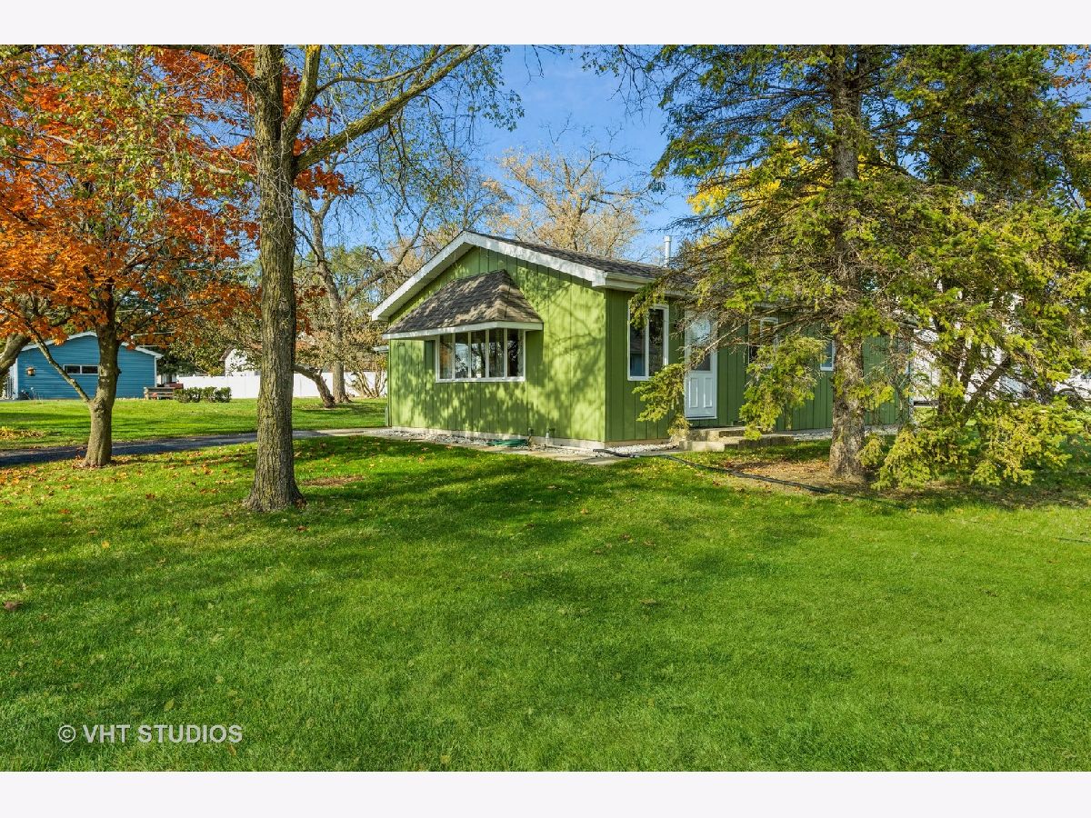 Homes Sold Le Villa Vaupell Mchenry Illinois, 1204 Northeast Shore