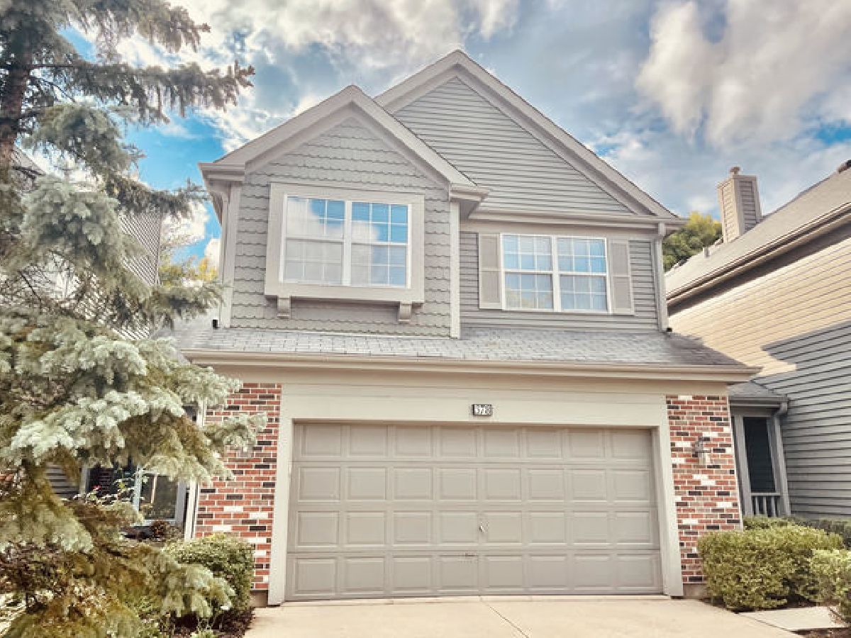 Townhomes Rented Bentley Place Buffalo Grove Illinois, 378 Bentley