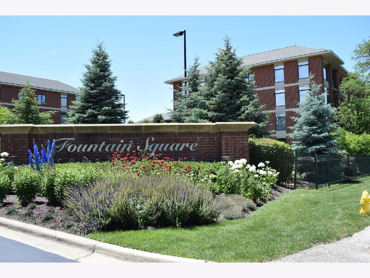 Condominiums Rented Fountain Square Lombard Illinois, 845 22nd