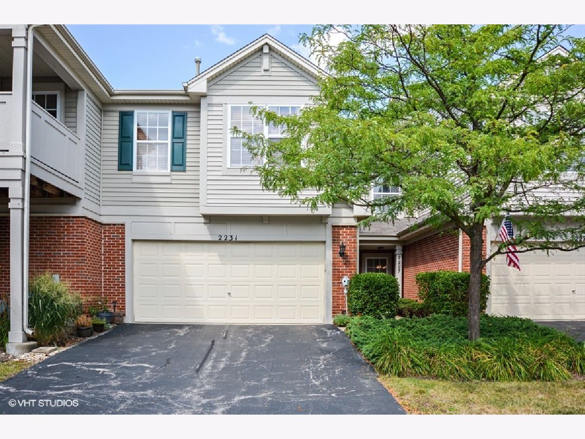 Townhomes & Condos & Homes Rented Greenwich Square Geneva Illinois, 2231 Rockefeller