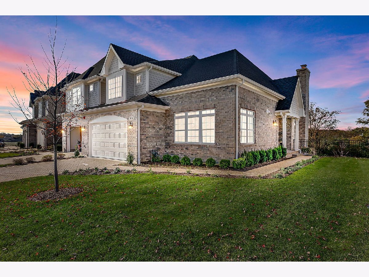 Townhomes & Homes Rented Timber Trails Western Springs Illinois, 6118 Flagg Creek