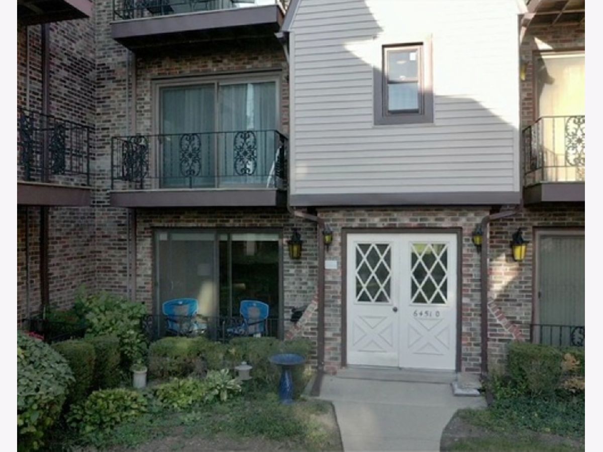 Condominiums Sold Northwest Point Chicago Illinois, 6451 Northwest