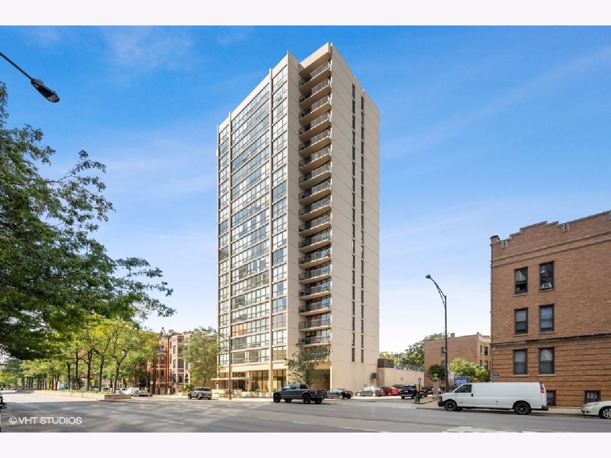 Condominiums Sold Lasalle Terrace Condominiums Chicago Illinois, 1540 Lasalle