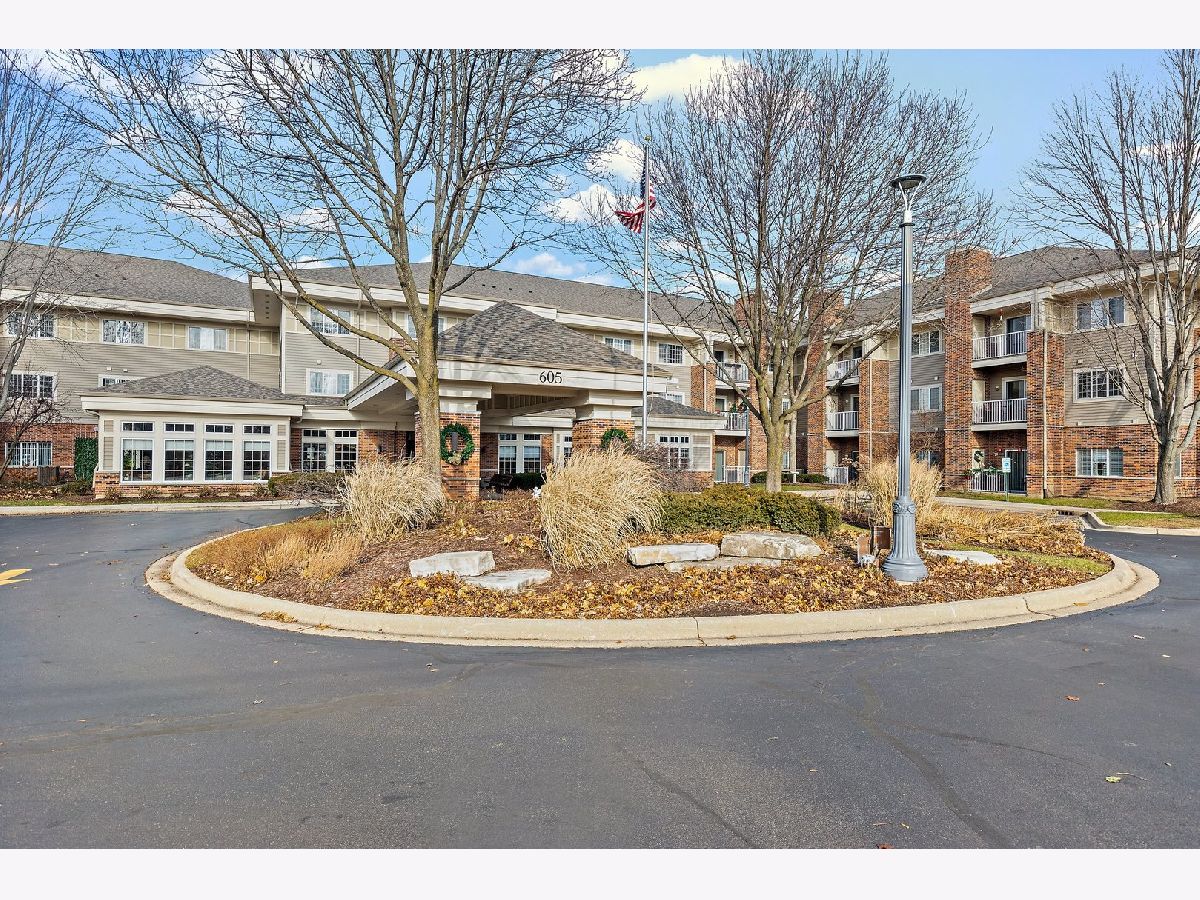 Village Green Of East Dundee East Dundee IL, Condominiums For Sale
