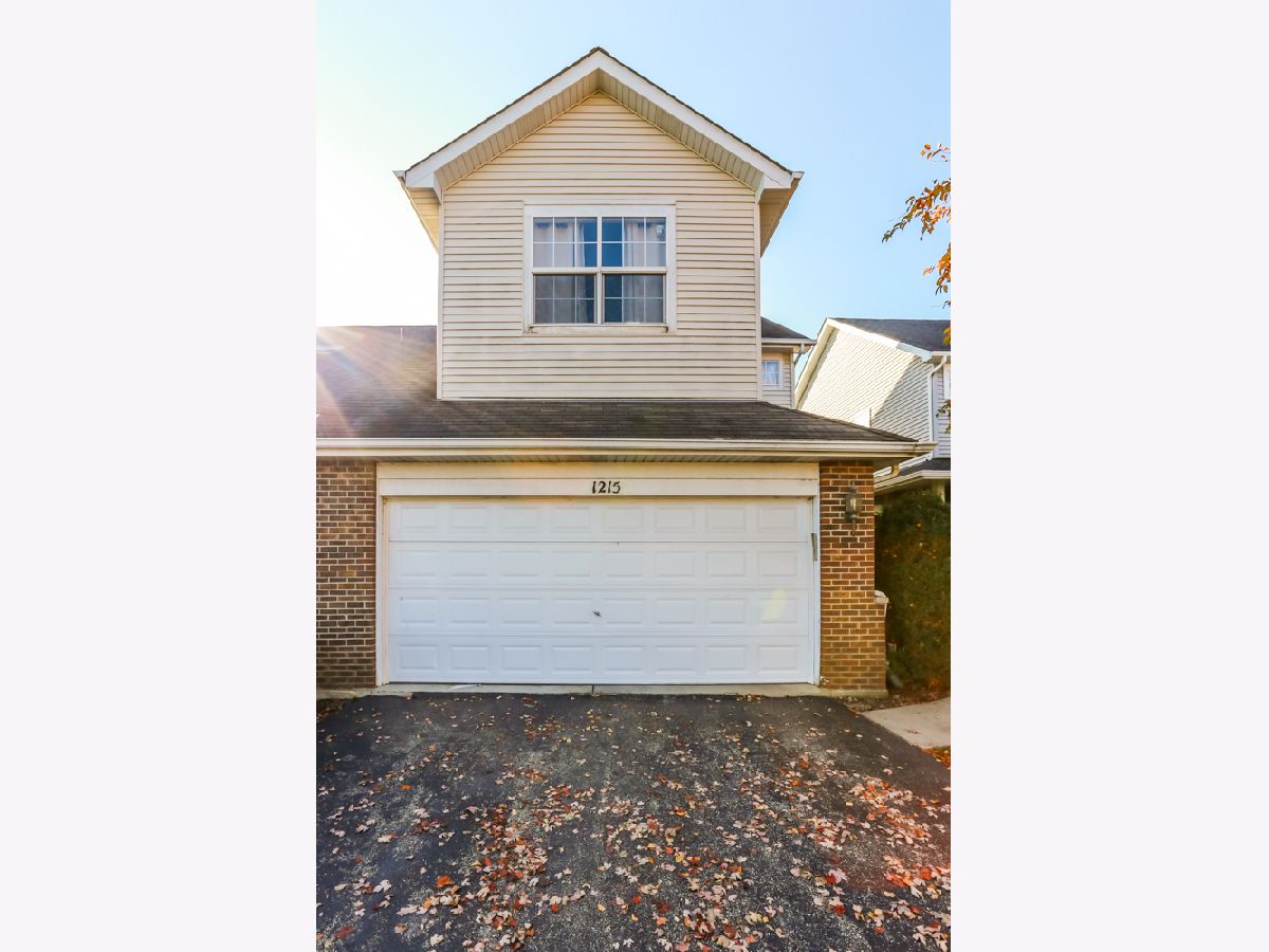 Townhomes & Homes Sold Marquette Landing Romeoville Illinois, 1215 Grand