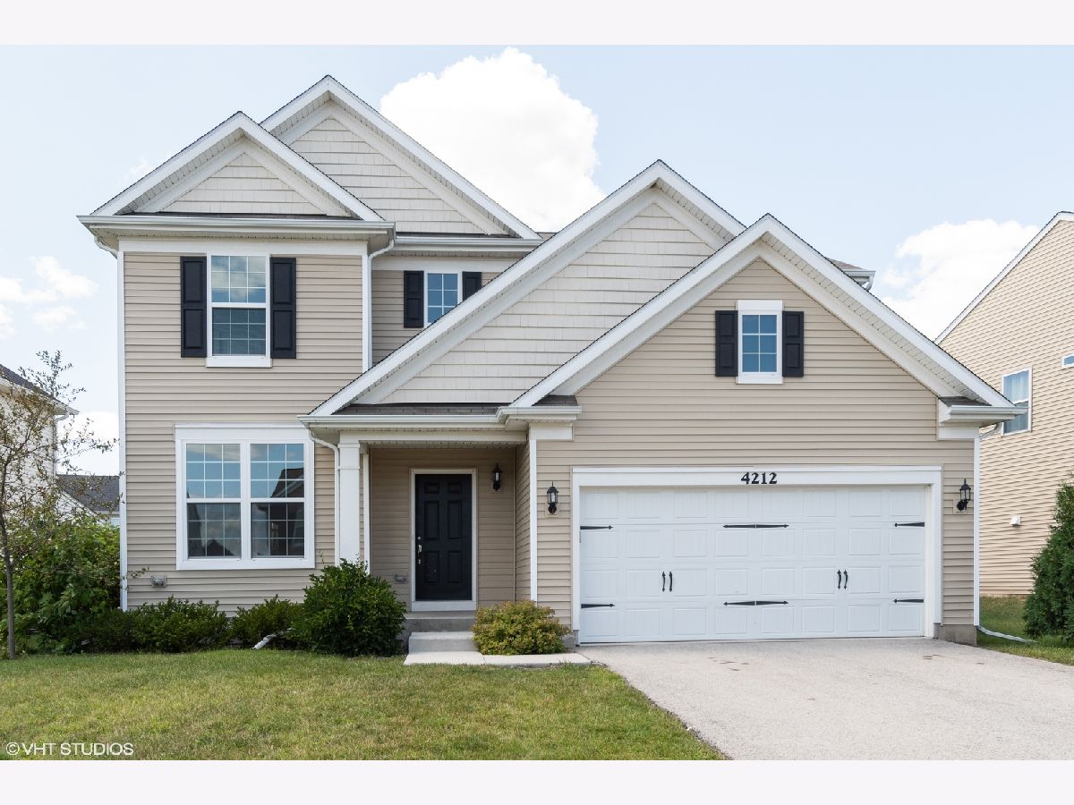 Homes Rented Ashwood Pointe Naperville Illinois, 4212 Fraser