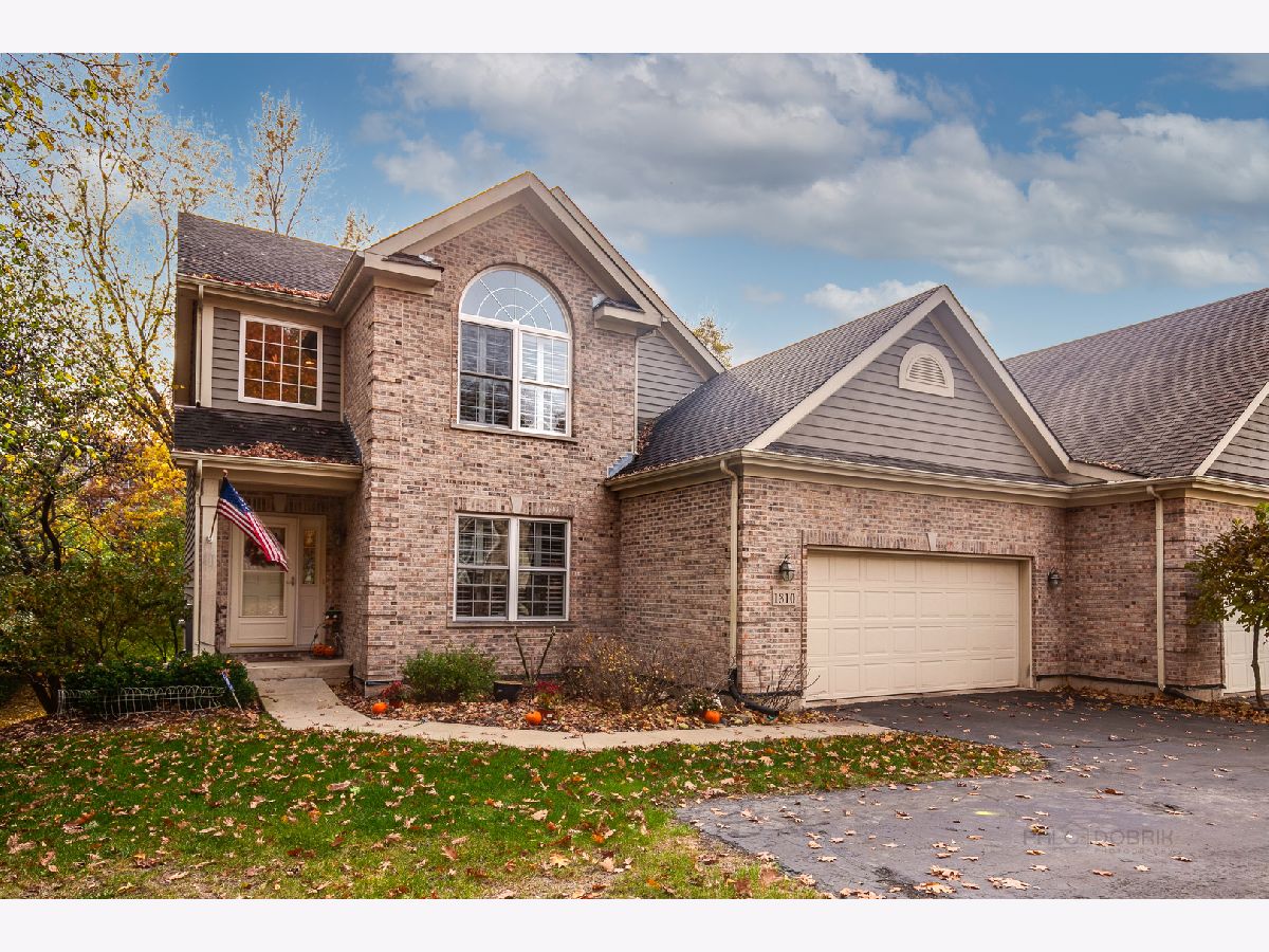 Townhomes Sold Villas At Bull Valley Woodstock Illinois, 1310 Boulder
